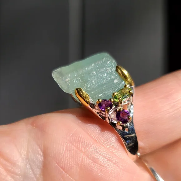 HUGE 30k Aquamarine RAW uncut w/Peridot & Amethyst Sterling &gold ring sz9 - Picture 9 of 9